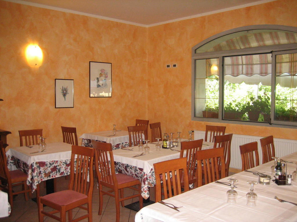 Albergo Ristorante Sterlina Grizzana Pokoj fotografie