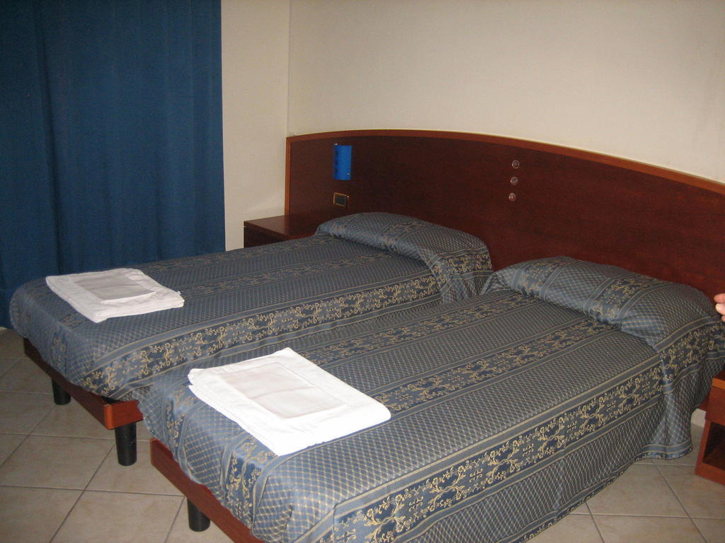 Albergo Ristorante Sterlina Grizzana Pokoj fotografie